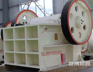 石頭碎石機(jī)設(shè)備，碎石機(jī)廠家