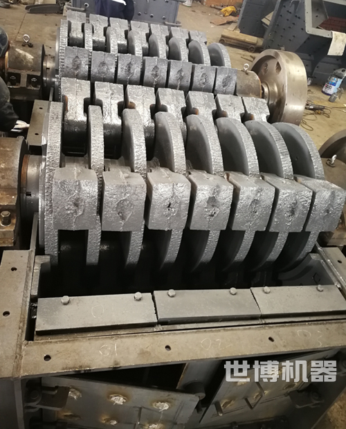 雙轉(zhuǎn)子制砂機(jī)內(nèi)部結(jié)構(gòu)圖