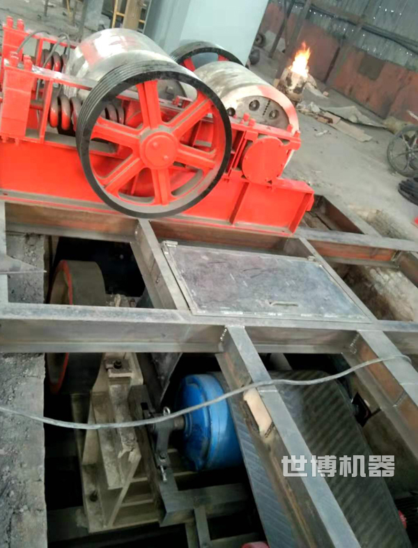 小型對(duì)輥式破碎機(jī)