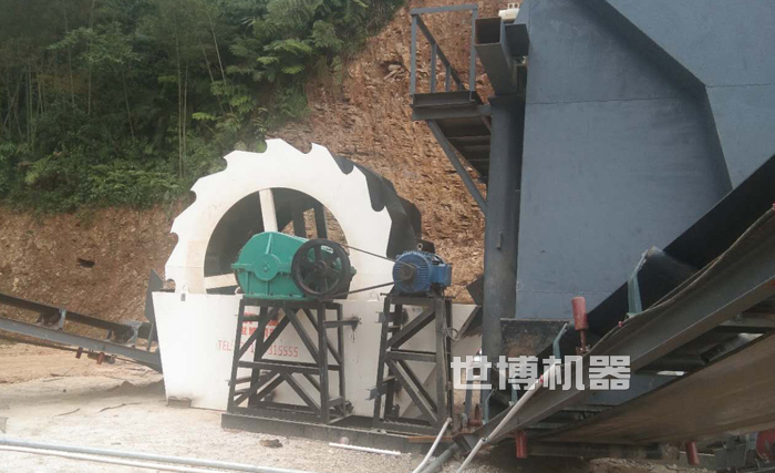 單臺小型洗砂機洗砂現(xiàn)場